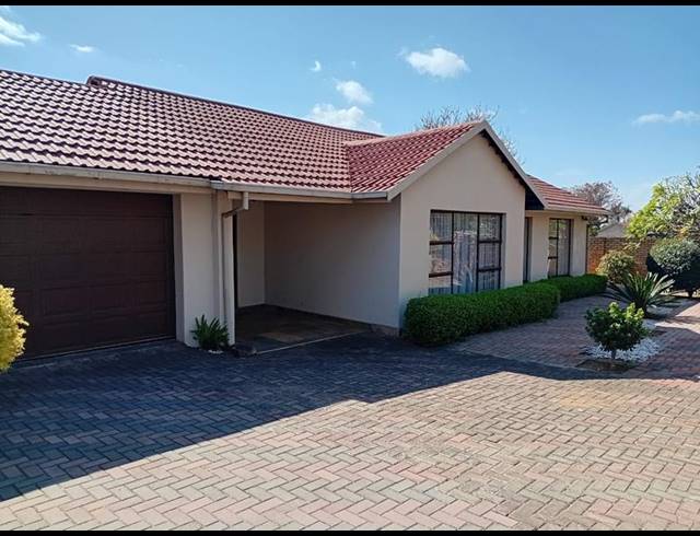 3 BEDROOM HOUSE FOR SALE IN MONTANA TUINE